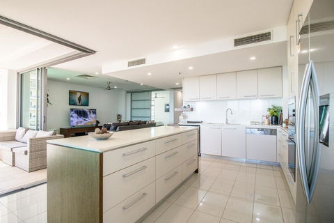 ZEN BY THE WATER - Esplanade Darwin Retreat - South Australia Travel 29