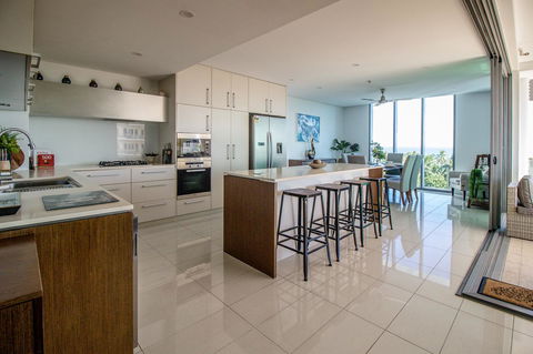 ZEN BY THE WATER - Esplanade Darwin Retreat - South Australia Travel 7