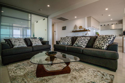 ZEN BY THE WATER - Esplanade Darwin Retreat - South Australia Travel 41