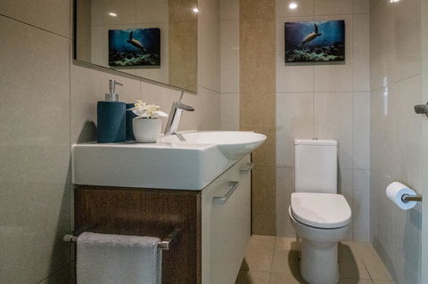 ZEN BY THE WATER - Esplanade Darwin Retreat - South Australia Travel 36