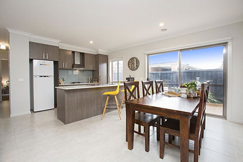 BOUTIQUE STAYS - Carinya - South Australia Travel 3