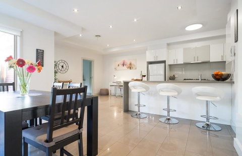 Boutique Stays - Mentone Abode - South Australia Travel 2