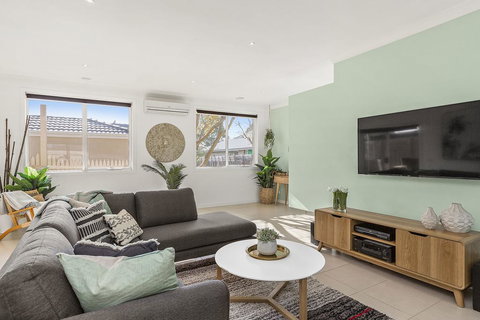 Boutique Stays - The Richardson - South Australia Travel 0