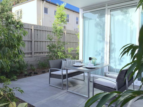 BPM Brighton APT With Garden LG1 - South Australia Travel 1