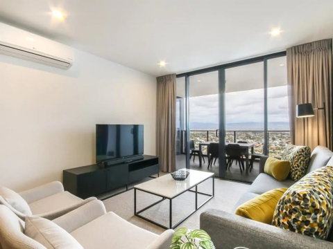 Brand New 2 Bedroom Unit With Amazing Hinterland Views - South Australia Travel 0