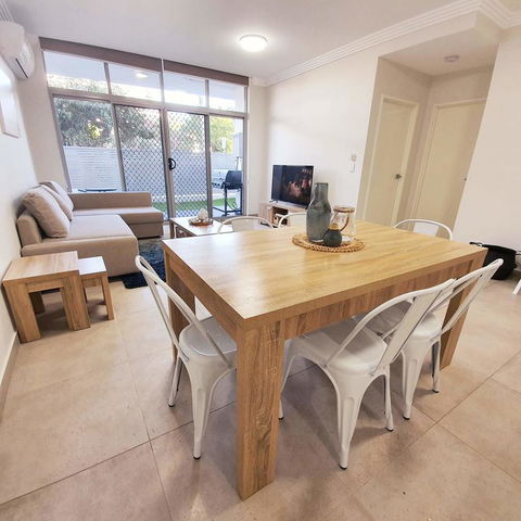 Brand New Family Friendly Apartment For 7 - South Australia Travel 3