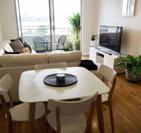 Breathtaking River  City Views Free Parking  WiFi - South Australia Travel
