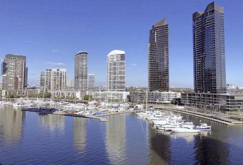 Brilliant Victoria Harbour Waterfront LVII - South Australia Travel 0