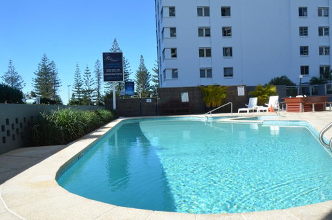 Broadbeach Pacific Resort - South Australia Travel 0