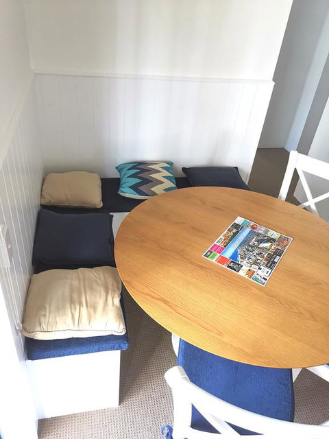 Broadbeach Private Apt With CHA - South Australia Travel 3