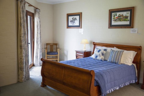 Burncroft Guesthouse - South Australia Travel 3