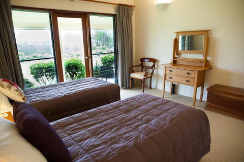Burncroft Guesthouse - South Australia Travel 2