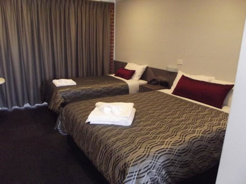Bushman's Motor Inn - South Australia Travel 2