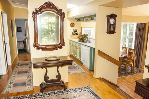 Bygone Beautys Cottages - Bronte Cottage - South Australia Travel 2