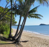 Cairns Northern Beaches Holiday Retreat - South Australia Travel