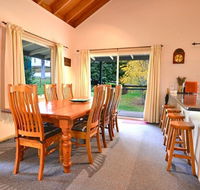 Camellia Lodge - South Australia Travel