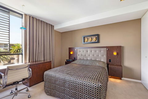 Camperdown Self-Contained Modern One-Bedroom Apartments - South Australia Travel 3