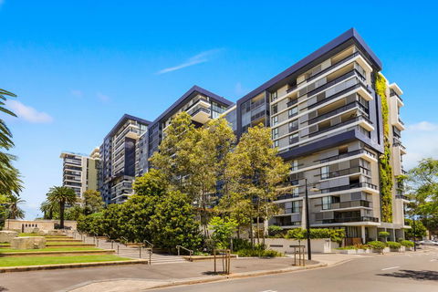 Camperdown Self-Contained Modern One-Bedroom Apartments - South Australia Travel 1