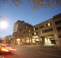 Canberra City YHA - South Australia Travel