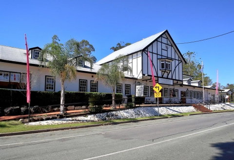 Canungra Hotel - South Australia Travel 0