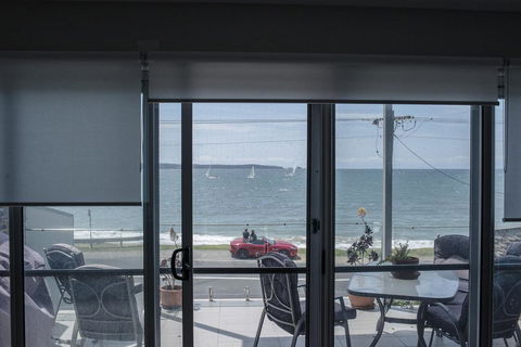 Casey's Beach Retreat - South Australia Travel 2