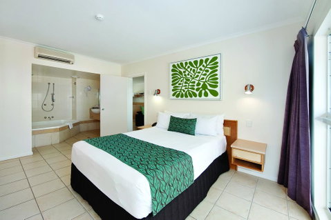 Castaways Resort & Spa On Mission Beach - South Australia Travel 2