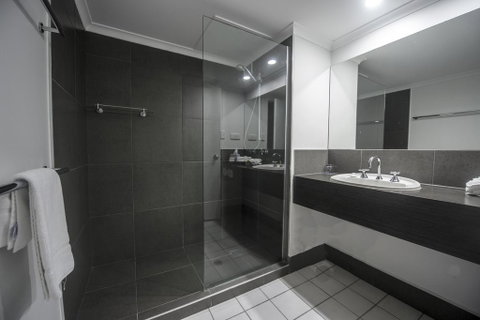 Castaways Resort & Spa On Mission Beach - South Australia Travel 3