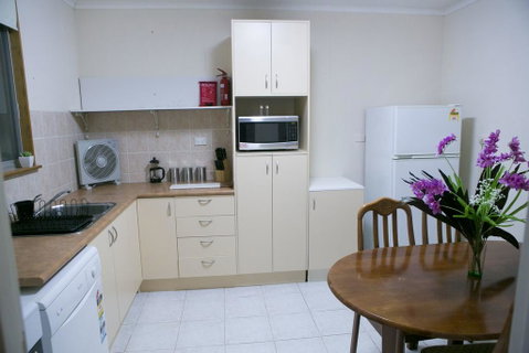 Cave Place Units - South Australia Travel 1