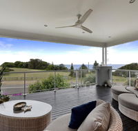 Caves Luxury Beachside Escape - literally across the road from Surf Club - South Australia Travel