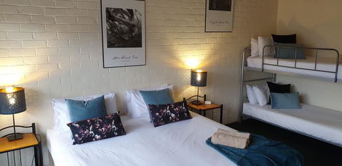 Cedarwood Apartments - South Australia Travel 2