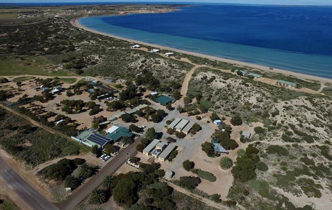 Ceduna Shelly Beach Caravan Park - South Australia Travel 0