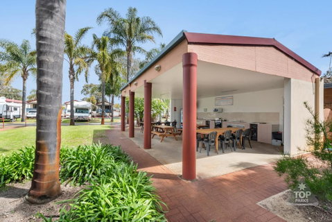 Central Caravan Park - South Australia Travel 1