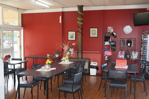 Century Motor Inn - South Australia Travel 0