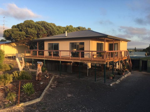 Chill N Sea Coastal Retreat - South Australia Travel 0