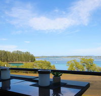CHILL-OUT LAKESIDE  FORSTER - South Australia Travel