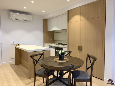 Chinos Room - South Australia Travel 3