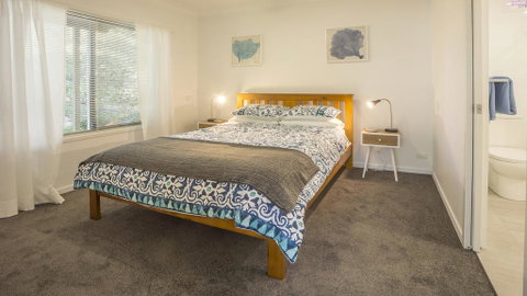 Clyde Studio 53, Mollymook - South Australia Travel 2