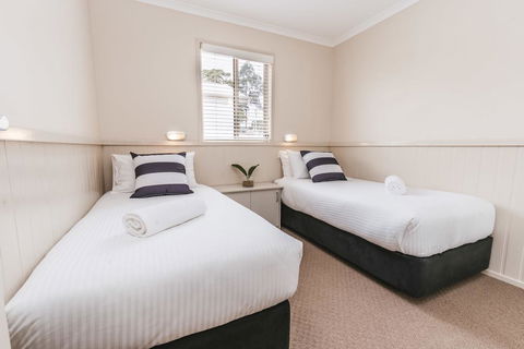 Clyde View Holiday Park - South Australia Travel 3