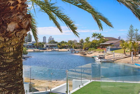 Coastal Elegance - South Australia Travel 1