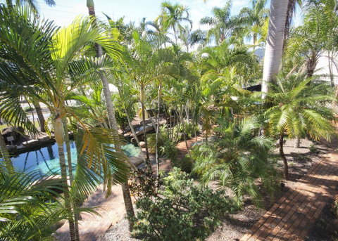 Colonial Palms Motor Inn - South Australia Travel 1