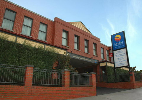 Comfort Inn & Suites City Views - South Australia Travel 0