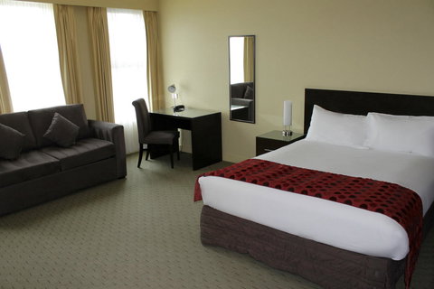 Comfort Inn & Suites City Views - South Australia Travel 3