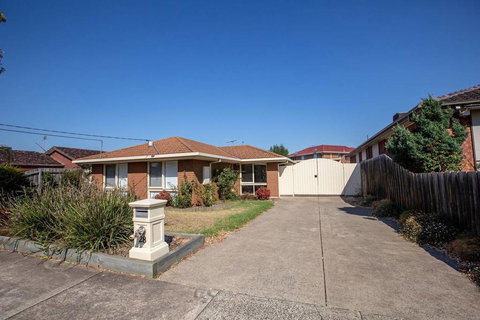 Comfy Beautiful 3Beds House In Epping - South Australia Travel 3