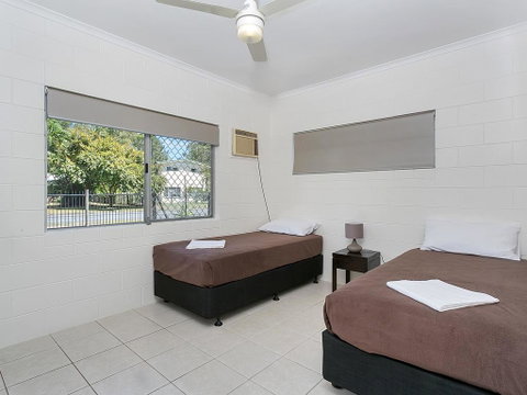 Connemara Beachside Cottage - South Australia Travel 2