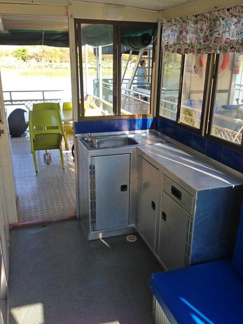 Corroboree Houseboats - South Australia Travel 3