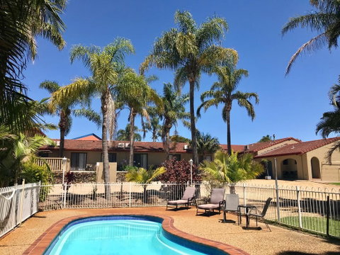 Costa Rica Motel - South Australia Travel 0