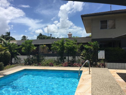 Country Plaza Motor Inn - South Australia Travel 0