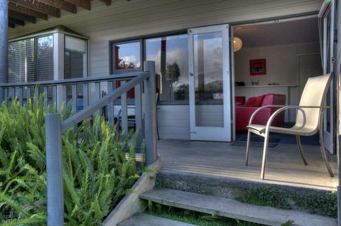 Cove Beach Apartment 1 - South Australia Travel 3