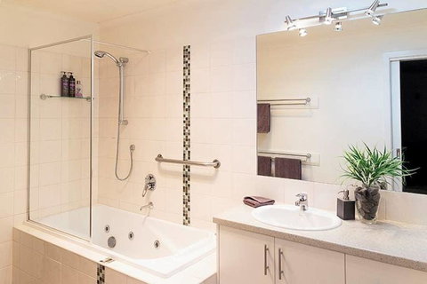 Creekside Apartment - South Australia Travel 2
