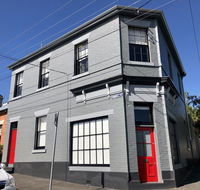 Cromwell Apartment - 3 Red Doors Battery Point - South Australia Travel